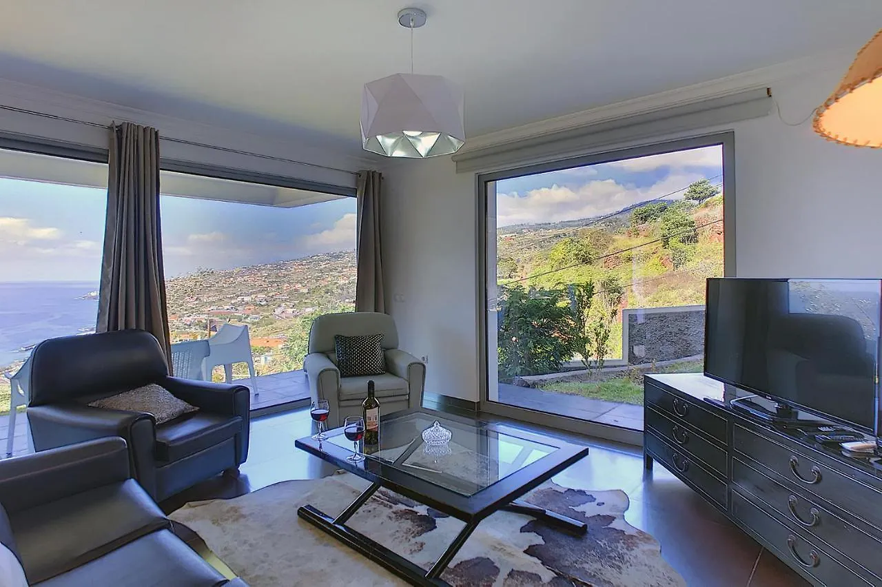 Villa Calcada With Private Pool By Hr Madeira Santa Cruz  Santa Cruz (Madeira)